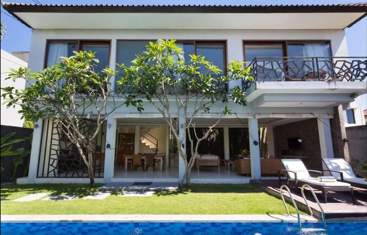 Villa Bteega, 10 Minutes Walk To Beach And Restaurants, With Staffs Seminyak  Indonesia