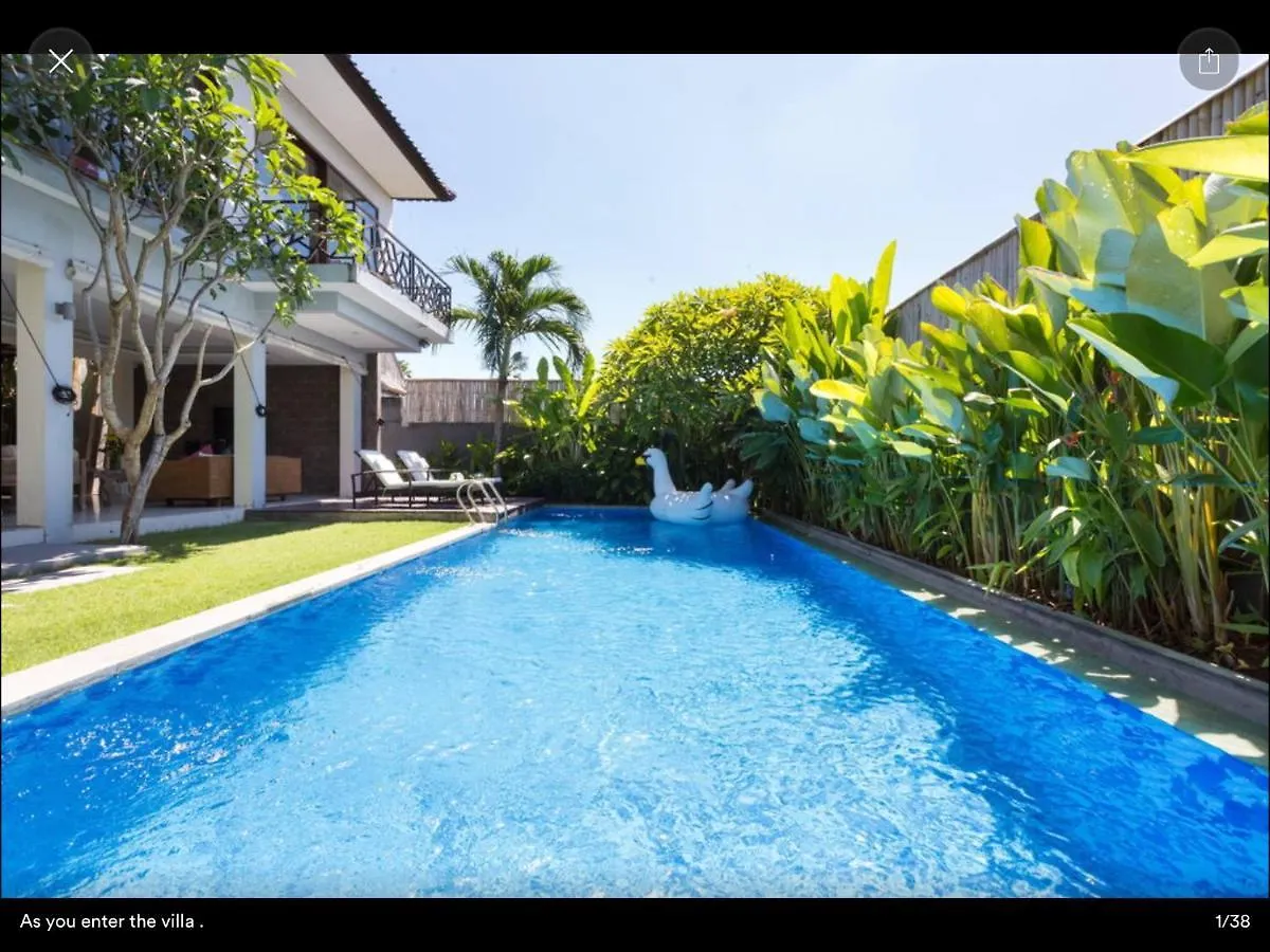 Villa Bteega, 10 Minutes Walk To Beach And Restaurants, With Staffs Seminyak
