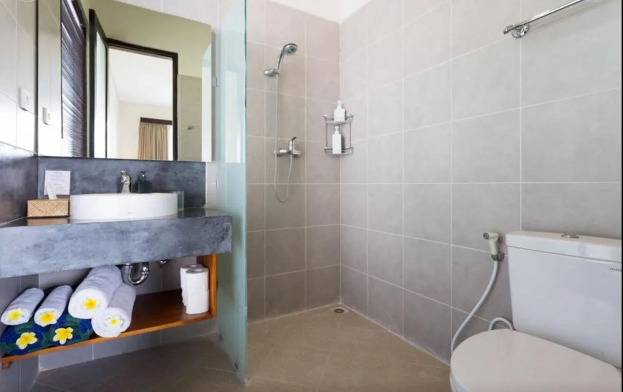 Villa Bteega, 10 Minutes Walk To Beach And Restaurants, With Staffs Seminyak  Seminyak (Bali)